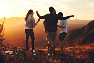 secrets of happy people